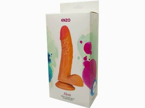 Enzo fallo realistico con ventosa e testicoli