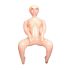 Bambola del sesso in posizione inginocchiata